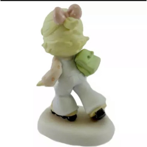 Precious Moments ROLL AWAY ROLL AWAY ROLL AWAY Porcelain Roller Skates 879002 - Picture 2 of 3